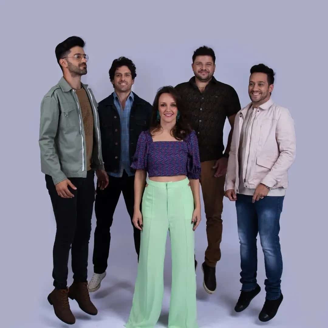 Odilara faz show em Belo Horizonte/MG no Alpendre 70 no dia sábado, 28 de março de 2026, às 16:00.
O evento será do estilo Samba rock e promete reunir fãs para uma noite especial de música ao vivo.
O show acontece no Alpendre 70, um espaço conhecido por receber eventos na cidade de Belo Horizonte.
Endereço: R. Mármore, 70 - Santa Tereza, Belo Horizonte - MG, 30310-390, Brasil.
Consulte informações e ingressos nos canais oficiais do evento.
Instagram do local: https://www.instagram.com/alpendre70/. Instagram do artista: https://instagram.com/odilaraoficial.
O show de Odilara promete atrair fãs na cidade de Belo Horizonte.
Perguntas frequentes sobre o evento:
Pergunta: Quando acontece o show de Odilara em Belo Horizonte?
Resposta: O show acontece sábado, 28 de março de 2026 às 16:00.
Pergunta: Onde acontece o evento?
Resposta: O evento acontece no Alpendre 70 em Belo Horizonte. - Odilara ao vivo em Belo Horizonte no Alpendre 70 sábado, 28 de março de 2026 às 16:00