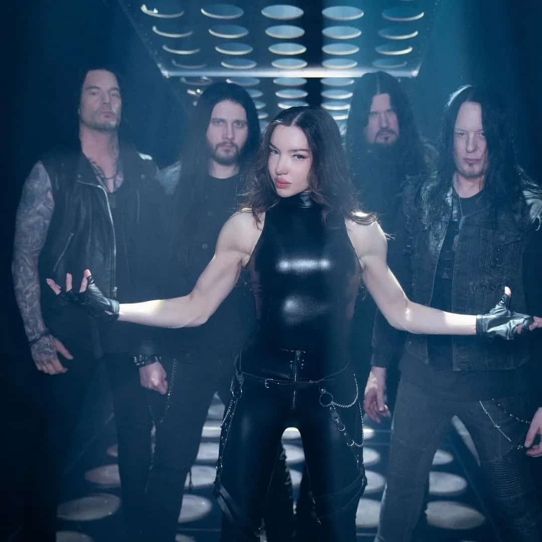 Arch Enemy se apresenta no festival Bangers Open Air Brasil 2026 em São Paulo/SP no Memorial da América Latina no dia sábado, 25 de abril de 2026, às 12:15.
O show faz parte da programação oficial do festival Bangers Open Air Brasil 2026 em São Paulo, um dos maiores eventos de música do país.
A apresentação faz parte do lineup oficial do Bangers Open Air Brasil 2026, festival que reúne artistas nacionais e internacionais em São Paulo.
O evento acontece no Memorial da América Latina, em São Paulo.
Endereço: Av. Mário de Andrade, 664 - Barra Funda, São Paulo - SP, 01156-001, Brasil.
O festival Bangers Open Air Brasil costuma reunir milhares de fãs de música em São Paulo, sendo um dos eventos mais aguardados do calendário cultural da cidade.
Ingressos disponíveis pelo clubedoingresso. Confira no link oficial do evento: https://www.clubedoingresso.com/evento/bangersopenairbrasil2026.
Instagram do local: https://www.instagram.com/memorialdaamericalatina/. Instagram do artista: https://www.instagram.com/archenemyofficial.
O show de Arch Enemy promete atrair fãs na cidade de São Paulo.
O show de Arch Enemy é uma das atrações confirmadas da edição 2026 do Bangers Open Air Brasil... - Arch Enemy no Bangers Open Air Brasil 2026 Memorial da América Latina São Paulo sábado 25 de abril 12:15