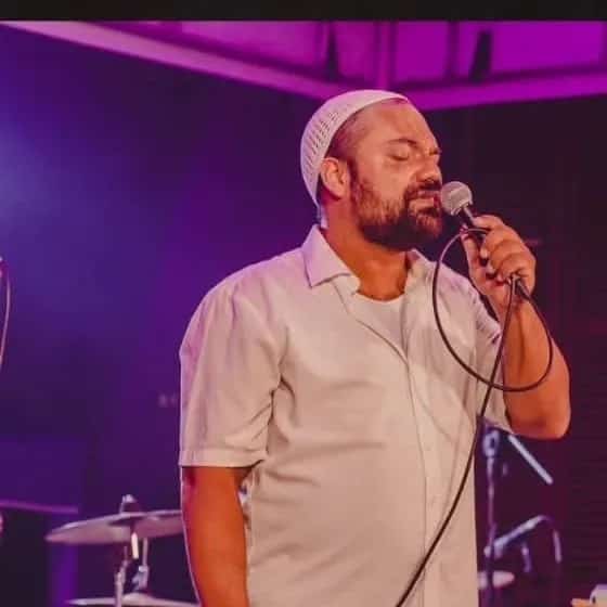 Gabo Maciel faz show em Porto Alegre/RS no Espaço Cultural 512 no dia domingo, 15 de março de 2026, às 21:00.
O evento será do estilo MPB e promete reunir fãs para uma noite especial de música ao vivo.
O show acontece no Espaço Cultural 512, um espaço conhecido por receber eventos na cidade de Porto Alegre.
Endereço: R. João Alfredo, 512 - Cidade Baixa, Porto Alegre - RS, 90050-230, Brasil.
Consulte informações e ingressos nos canais oficiais do evento.
Instagram do local: https://www.instagram.com/espacocultural512/. Instagram do artista: https://www.instagram.com/gabomaciel/.
O show de Gabo Maciel promete atrair fãs na cidade de Porto Alegre.
Perguntas frequentes sobre o evento:
Pergunta: Quando acontece o show de Gabo Maciel em Porto Alegre?
Resposta: O show acontece domingo, 15 de março de 2026 às 21:00.
Pergunta: Onde acontece o evento?
Resposta: O evento acontece no Espaço Cultural 512 em Porto Alegre. - Gabo Maciel Forró e Aula de Dança em Porto Alegre no Espaço Cultural 512 domingo 15 de março 21h