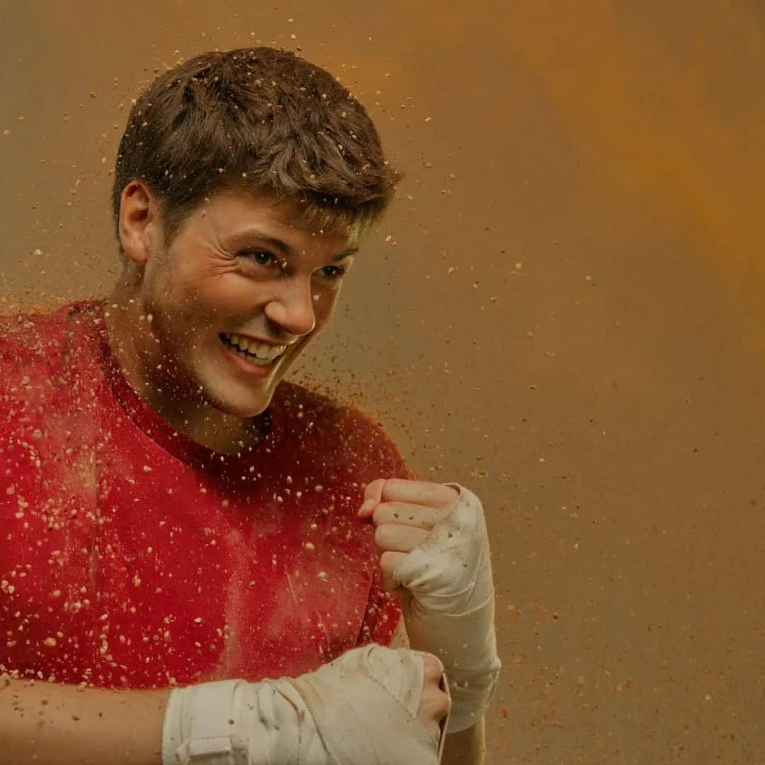 Ruel se apresenta no festival Lollapalooza Brasil 2026 em São Paulo/SP no Autódromo de Interlagos no dia sexta-feira, 20 de março de 2026, às 16:55.
O show faz parte da programação oficial do festival Lollapalooza Brasil 2026 em São Paulo, um dos maiores eventos de música do país.
A apresentação faz parte do lineup oficial do Lollapalooza Brasil 2026, festival que reúne artistas nacionais e internacionais em São Paulo.
O evento acontece no Autódromo de Interlagos, em São Paulo.
Endereço: Av. Sen. Teotônio Vilela, 261 - Jardim Malia I, São Paulo - SP, 04801-000, Brasil.
O festival Lollapalooza Brasil costuma reunir milhares de fãs de música em São Paulo, sendo um dos eventos mais aguardados do calendário cultural da cidade.
Ingressos disponíveis pelo ticketmaster. Confira no link oficial do evento: https://www.ticketmaster.com.br/event/lollapaloozabr.
Instagram do local: https://www.instagram.com/autodromointerlagos/. Instagram do artista: https://www.instagram.com/oneruel/.
O show de Ruel promete atrair fãs na cidade de São Paulo.
O show de Ruel é uma das atrações confirmadas da edição 2026 do Lollapalooza Brasil em São Paulo.
Perguntas frequentes sobre o... - Ruel no Lollapalooza Brasil 2026 em São Paulo Autódromo de Interlagos sexta-feira 20 de março às 16:55