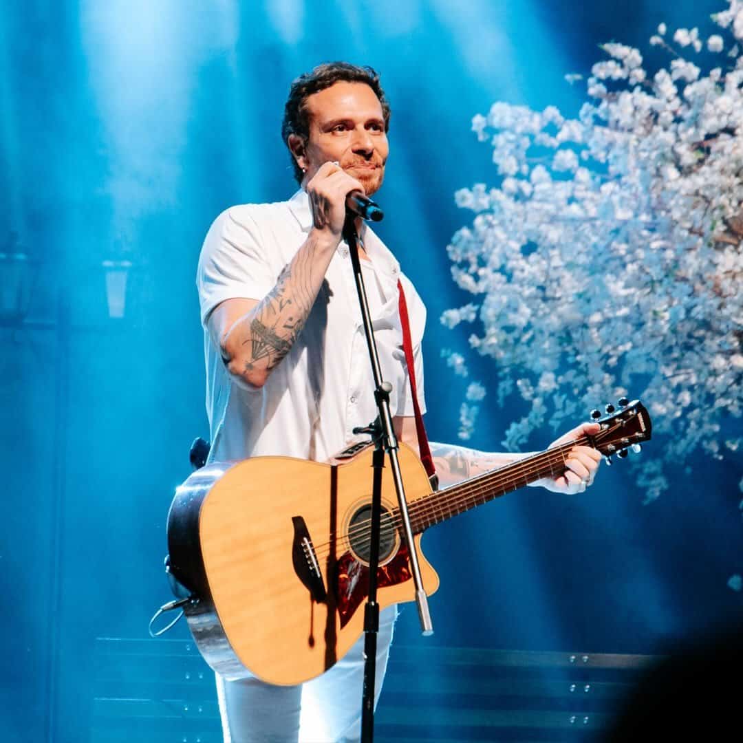 Fabiano Cambota faz show em São Paulo/SP no Teatro Sir Isaac Newton (TEATRO.SIN) no dia sexta-feira, 20 de março de 2026, às 21:00.
O evento será do estilo Stand Up e promete reunir fãs para uma noite especial de música ao vivo.
O show acontece no Teatro Sir Isaac Newton (TEATRO.SIN), um espaço conhecido por receber eventos na cidade de São Paulo.
Endereço: Av. Dr. Abílio Sampaio, 622 - Vila Gustavo, São Paulo - SP, 02209-040, Brasil.
Ingressos disponíveis pelo sympla. Confira no link oficial do evento: https://www.sympla.com.br/evento/fabiano-cambota-em-sao-paulo-teatro-isaac-newton/3257579.
Instagram do artista: https://www.instagram.com/cambota/.
O show de Fabiano Cambota promete atrair fãs na cidade de São Paulo.
Perguntas frequentes sobre o evento:
Pergunta: Quando acontece o show de Fabiano Cambota em São Paulo?
Resposta: O show acontece sexta-feira, 20 de março de 2026 às 21:00.
Pergunta: Onde acontece o evento?
Resposta: O evento acontece no Teatro Sir Isaac Newton (TEATRO.SIN) em São Paulo.
Pergunta: Onde comprar ingressos?
Resposta: Os ingressos podem ser adquiridos no link oficial do evento:... - Fabiano Cambota em São Paulo no Teatro Sir Isaac Newton sexta-feira, 20 de março de 2026 às 21:00