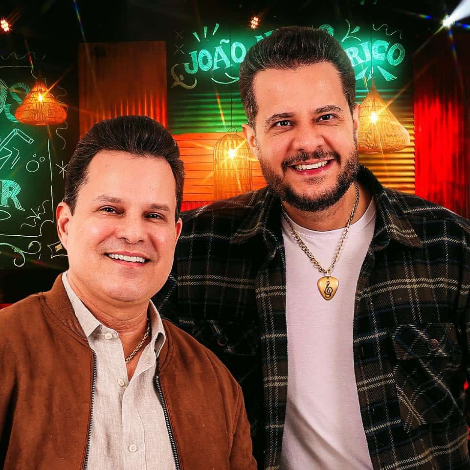João Neto e Frederico faz show em Itapeva/MG no Itapeva no dia sexta-feira, 13 de março de 2026, às 20:00.
O evento será do estilo Sertanejo e promete reunir fãs para uma noite especial de música ao vivo.
O show acontece no Itapeva, um espaço conhecido por receber eventos na cidade de Itapeva.
Endereço: Itapeva, MG, 37655-000, Brasil.
Ingressos disponíveis pelo q2ingressossupport.zendesk.com. Confira no link oficial do evento: https://q2ingressossupport.zendesk.com/hc/pt-br.
Instagram do artista: https://www.instagram.com/joaonetoefrederico/.
O show de João Neto e Frederico promete atrair fãs na cidade de Itapeva.
Perguntas frequentes sobre o evento:
Pergunta: Quando acontece o show de João Neto e Frederico em Itapeva?
Resposta: O show acontece sexta-feira, 13 de março de 2026 às 20:00.
Pergunta: Onde acontece o evento?
Resposta: O evento acontece no Itapeva em Itapeva.
Pergunta: Onde comprar ingressos?
Resposta: Os ingressos podem ser adquiridos no link oficial do evento: https://q2ingressossupport.zendesk.com/hc/pt-br. - João Neto e Frederico em Itapeva MG na Itapeva sexta-feira 13 de março de 2026 às 20:00
