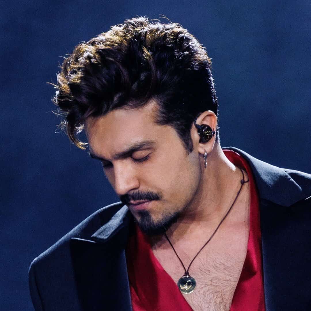 Luan santana faz show em Sinop/MT no Interpark | Parque Empresarial no dia sábado, 30 de maio de 2026, às 18:00.
O evento será do estilo Sertanejo e promete reunir fãs para uma noite especial de música ao vivo.
O show acontece no Interpark | Parque Empresarial, um espaço conhecido por receber eventos na cidade de Sinop.
Endereço: 000https://maps.app.goo.gl/hzVCyM8Hv5TZSBDc8?g_st=iw - BR-163, Sinop - MT, 78555, Brasil.
Ingressos disponíveis pelo guicheweb. Confira no link oficial do evento: https://www.guicheweb.com.br/exponorte-2026_48440.
Instagram do artista: https://www.instagram.com/luansantana/.
O show de Luan santana promete atrair fãs na cidade de Sinop.
Perguntas frequentes sobre o evento:
Pergunta: Quando acontece o show de Luan santana em Sinop?
Resposta: O show acontece sábado, 30 de maio de 2026 às 18:00.
Pergunta: Onde acontece o evento?
Resposta: O evento acontece no Interpark | Parque Empresarial em Sinop.
Pergunta: Onde comprar ingressos?
Resposta: Os ingressos podem ser adquiridos no link oficial do evento: https://www.guicheweb.com.br/exponorte-2026_48440. - Exponorte 2026 Luan Santana em Sinop no Interpark Parque Empresarial sábado 30 de maio de 2026 às 18:00