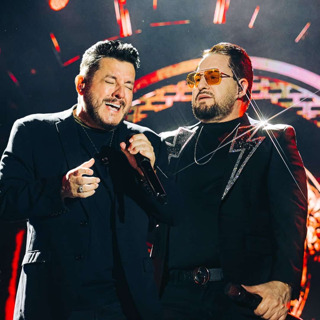 Bruno e Marrone faz show em Caçador/SC no Parque das Araucárias no dia domingo, 22 de março de 2026, às 20:00.
O evento será do estilo Sertanejo e promete reunir fãs para uma noite especial de música ao vivo.
O show acontece no Parque das Araucárias, um espaço conhecido por receber eventos na cidade de Caçador.
Endereço: Rod. Sc- Quatrocentos e Cinqenta e Um - Dos Municípios, Caçador - SC, 89500-000, Brasil.
Ingressos disponíveis pelo ingressonacional.com.br. Confira no link oficial do evento: https://www.ingressonacional.com.br/evento/33342/expo-cacador-2026.
Instagram do artista: https://www.instagram.com/brunoemarrone/.
O show de Bruno e Marrone promete atrair fãs na cidade de Caçador.
Perguntas frequentes sobre o evento:
Pergunta: Quando acontece o show de Bruno e Marrone em Caçador?
Resposta: O show acontece domingo, 22 de março de 2026 às 20:00.
Pergunta: Onde acontece o evento?
Resposta: O evento acontece no Parque das Araucárias em Caçador.
Pergunta: Onde comprar ingressos?
Resposta: Os ingressos podem ser adquiridos no link oficial do evento: https://www.ingressonacional.com.br/evento/33342/expo-cacador-2026. - Bruno e Marrone na Expo Cacador 2026 em Caçador SC Parque das Araucárias domingo 22 de março 20h