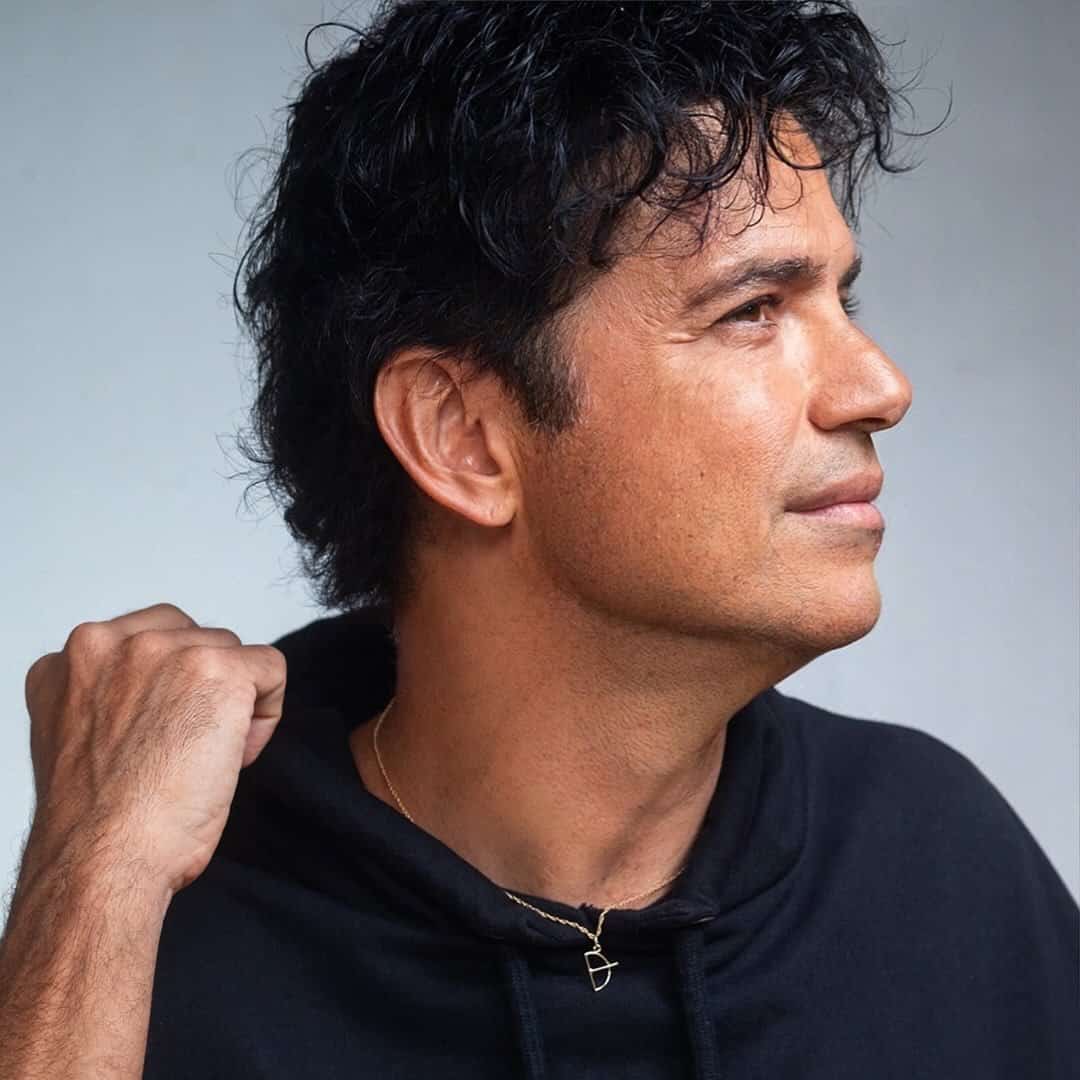 Jorge Vercillo faz show em Salvador/BA no Concha Acústica do Teatro Castro Alves (TCA) no dia sábado, 2 de maio de 2026, às 19:00.
O evento será do estilo MPB e promete reunir fãs para uma noite especial de música ao vivo.
O show acontece no Concha Acústica do Teatro Castro Alves (TCA), um espaço conhecido por receber eventos na cidade de Salvador.
Endereço: Largo Do Campo Grande.
Ingressos disponíveis pelo sympla. Confira no link oficial do evento: https://bileto.sympla.com.br/event/115572.
Instagram do artista: https://www.instagram.com/jorgevercillooficial/.
O show de Jorge Vercillo promete atrair fãs na cidade de Salvador.
Perguntas frequentes sobre o evento:
Pergunta: Quando acontece o show de Jorge Vercillo em Salvador?
Resposta: O show acontece sábado, 2 de maio de 2026 às 19:00.
Pergunta: Onde acontece o evento?
Resposta: O evento acontece no Concha Acústica do Teatro Castro Alves (TCA) em Salvador.
Pergunta: Onde comprar ingressos?
Resposta: Os ingressos podem ser adquiridos no link oficial do evento: https://bileto.sympla.com.br/event/115572. - Jorge Vercillo em Salvador na Concha Acústica do Teatro Castro Alves dia 2 de maio de 2026 às 19h