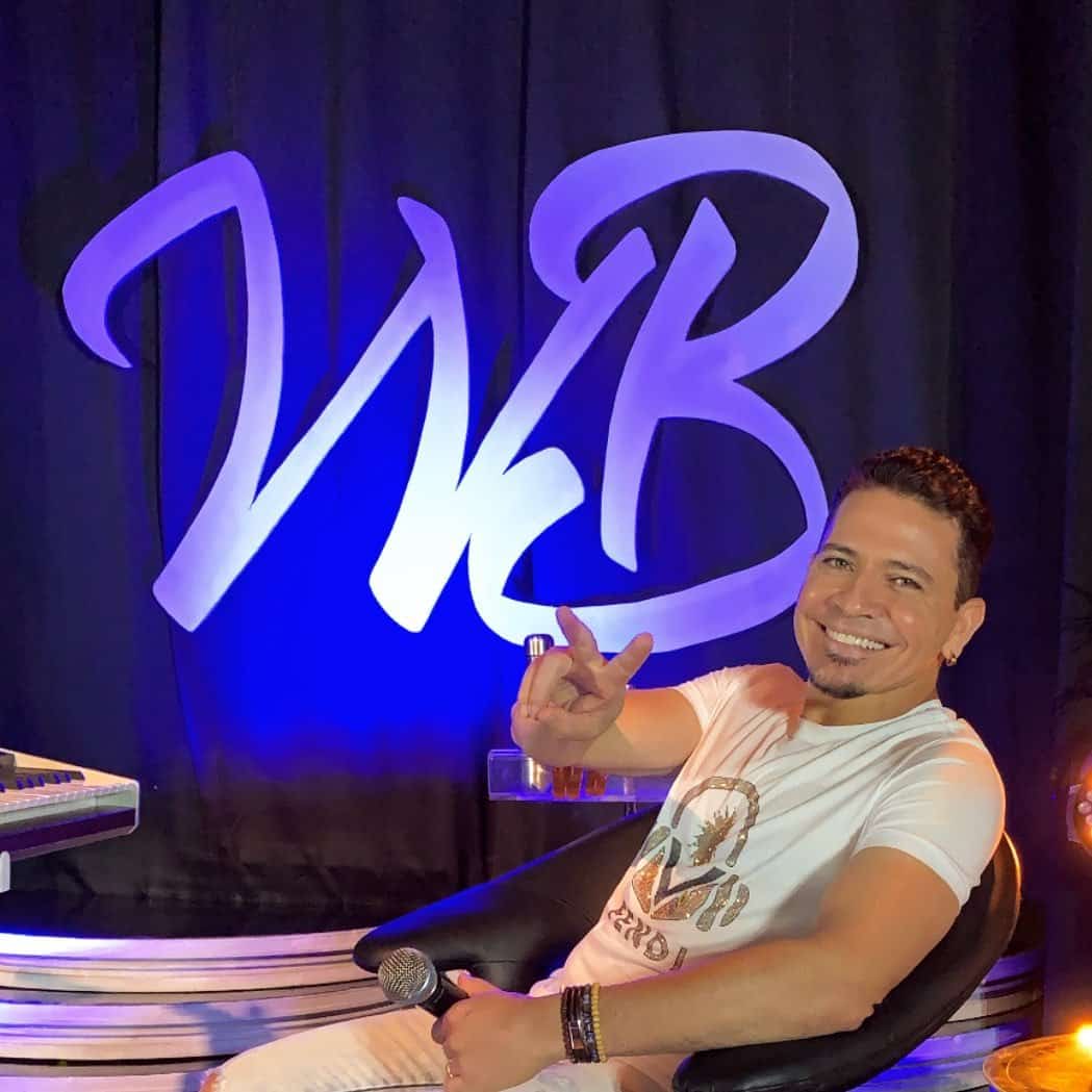 Washington Brasileiro faz show em Santana de Parnaíba/SP no Alge Club no dia sexta-feira, 20 de março de 2026, às 21:00.
O evento será do estilo Forró e promete reunir fãs para uma noite especial de música ao vivo.
O show acontece no Alge Club, um espaço conhecido por receber eventos na cidade de Santana de Parnaíba.
Endereço: Av. Ten. Marques, 5616 - Fazendinha, Santana de Parnaíba - SP, 06534-030, Brasil.
Ingressos disponíveis pelo sympla. Confira no link oficial do evento: https://www.sympla.com.br/evento/piseiro-nivel-hard-com-washington-brasileiro-e-nelson-nascimento/3319998.
Instagram do artista: https://www.instagram.com/washingtonbrasileiro/.
O show de Washington Brasileiro promete atrair fãs na cidade de Santana de Parnaíba.
Perguntas frequentes sobre o evento:
Pergunta: Quando acontece o show de Washington Brasileiro em Santana de Parnaíba?
Resposta: O show acontece sexta-feira, 20 de março de 2026 às 21:00.
Pergunta: Onde acontece o evento?
Resposta: O evento acontece no Alge Club em Santana de Parnaíba.
Pergunta: Onde comprar ingressos?
Resposta: Os ingressos podem ser adquiridos no link oficial do evento:... - Washington Brasileiro e Nelson Nascimento no Piseiro Nivel Hard em Santana de Parnaíba, Alge Club, sexta-feira 20 de março de 2026 às 21h