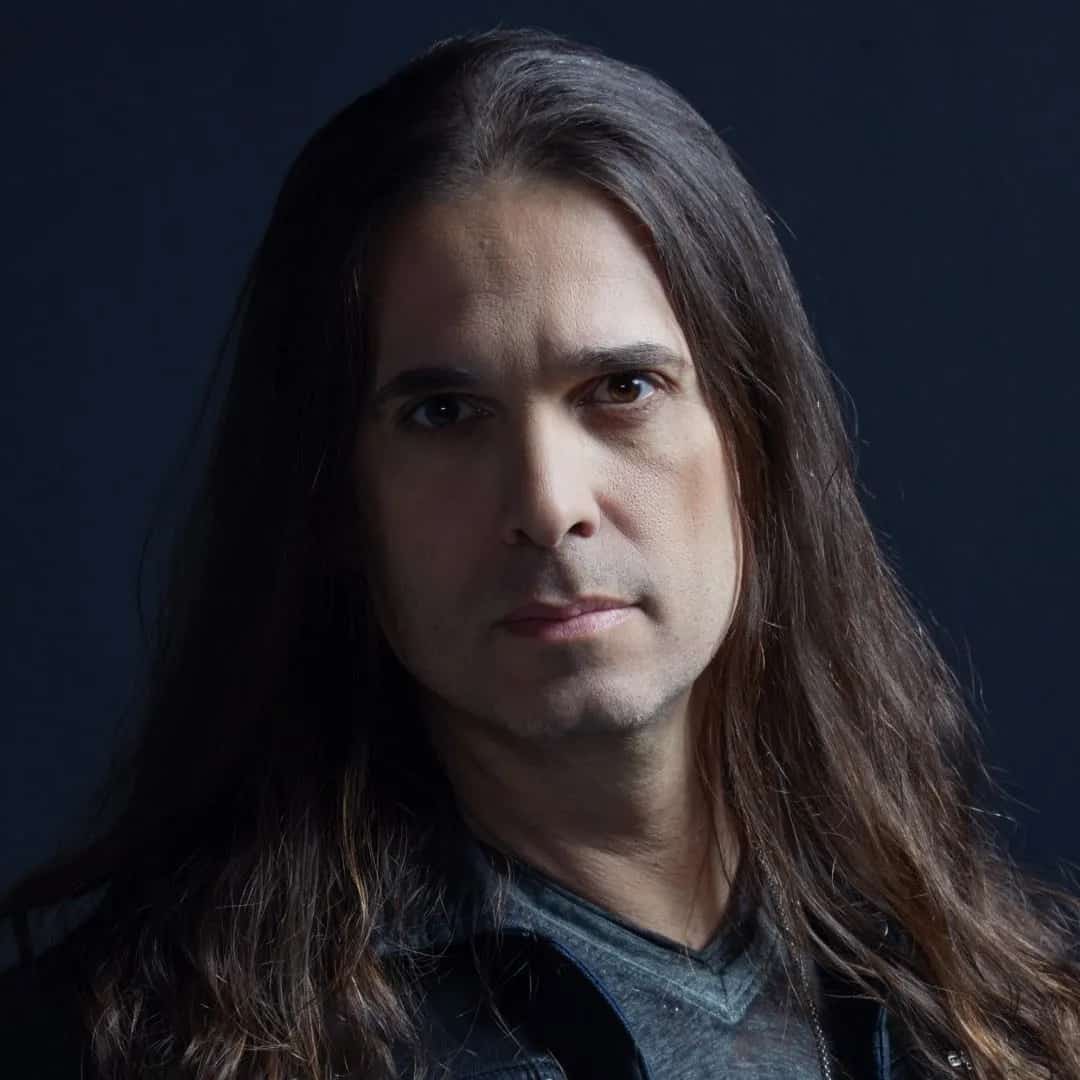 Kiko Loureiro faz show em Porto Alegre/RS no Opinião no dia domingo, 7 de junho de 2026, às 21:30.
O evento será do estilo Metal e promete reunir fãs para uma noite especial de música ao vivo.
O show acontece no Opinião, um espaço conhecido por receber eventos na cidade de Porto Alegre.
Endereço: Rua Jose Do Patrocinio, 834.
Consulte informações e ingressos nos canais oficiais do evento.
Instagram do local: https://www.instagram.com/baropiniao/. Instagram do artista: https://www.instagram.com/kikoloureiro/.
O show de Kiko Loureiro promete atrair fãs na cidade de Porto Alegre.
Perguntas frequentes sobre o evento:
Pergunta: Quando acontece o show de Kiko Loureiro em Porto Alegre?
Resposta: O show acontece domingo, 7 de junho de 2026 às 21:30.
Pergunta: Onde acontece o evento?
Resposta: O evento acontece no Opinião em Porto Alegre. - Kiko Loureiro em Porto Alegre na Opinião dia 7 de junho de 2026 às 21:30