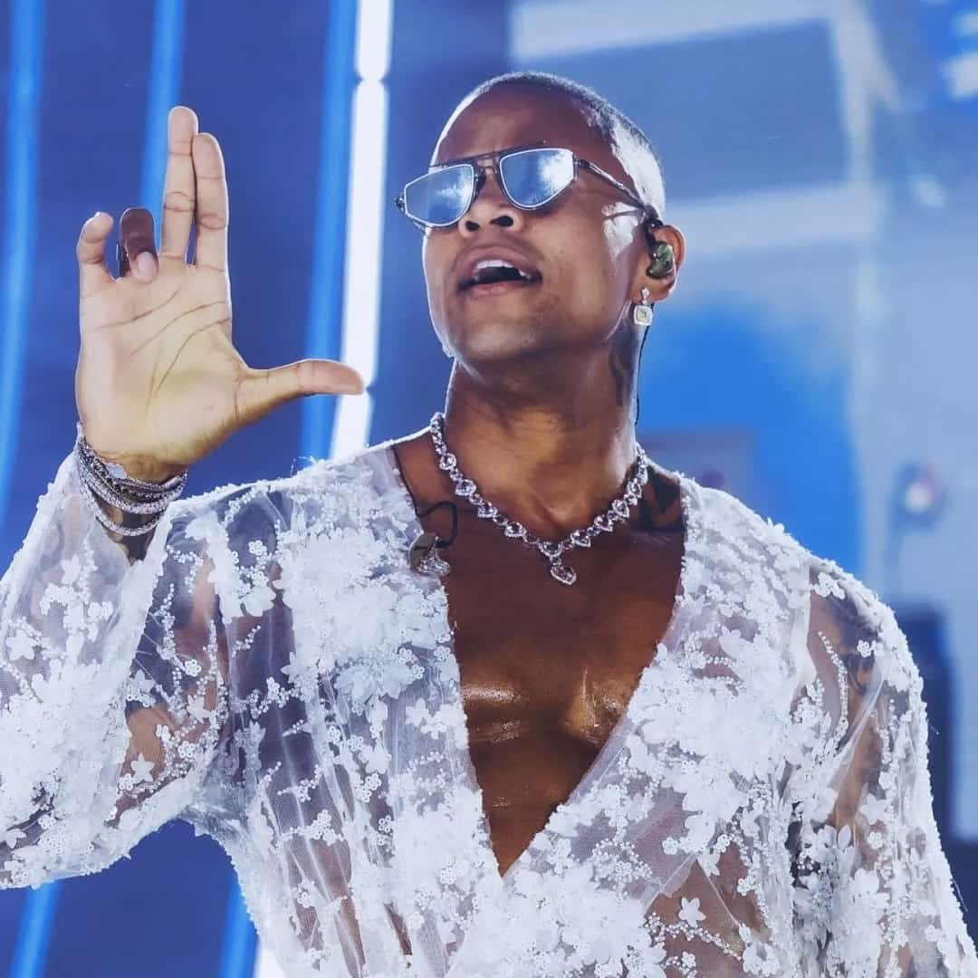 Léo Santana faz show em São Paulo/SP no CTN - Centro de Tradições Nordestinas no dia sexta-feira, 10 de abril de 2026, às 20:00.
O evento será do estilo Axé e promete reunir fãs para uma noite especial de música ao vivo.
O show acontece no CTN - Centro de Tradições Nordestinas, um espaço conhecido por receber eventos na cidade de São Paulo.
Endereço: R. Jacofer, 615 - Limão, São Paulo - SP, 02712-070, Brasil.
Ingressos disponíveis pelo ticket360. Confira no link oficial do evento: https://www.ticket360.com.br/.
Instagram do artista: https://www.instagram.com/leosantana/.
O show de Léo Santana promete atrair fãs na cidade de São Paulo.
Perguntas frequentes sobre o evento:
Pergunta: Quando acontece o show de Léo Santana em São Paulo?
Resposta: O show acontece sexta-feira, 10 de abril de 2026 às 20:00.
Pergunta: Onde acontece o evento?
Resposta: O evento acontece no CTN - Centro de Tradições Nordestinas em São Paulo.
Pergunta: Onde comprar ingressos?
Resposta: Os ingressos podem ser adquiridos no link oficial do evento: https://www.ticket360.com.br/. - Léo Santana e Turma do Pagode em São Paulo no CTN dia 10 de abril de 2026 às 20h