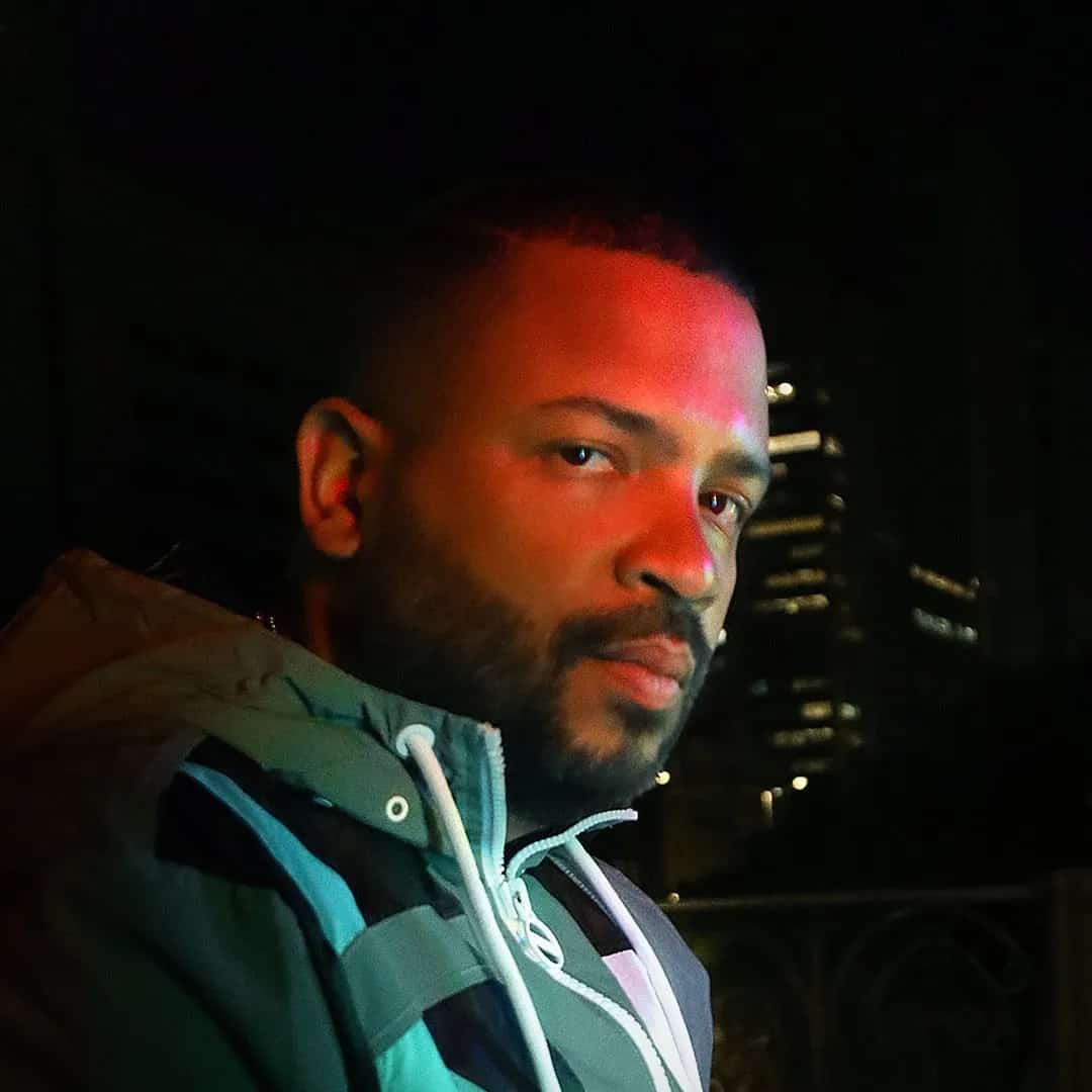 Projota faz show em Goiânia/GO no Bolshoi Pub no dia domingo, 15 de março de 2026, às 19:00.
O evento será do estilo Hip Hop e promete reunir fãs para uma noite especial de música ao vivo.
O show acontece no Bolshoi Pub, um espaço conhecido por receber eventos na cidade de Goiânia.
Endereço: Show de rock, Show de rock em Goiânia - R. T-53, 1140 - QD 90 LT 08 - St. Bueno, Goiânia - GO, 74215-150, Brasil.
Ingressos disponíveis pelo sympla. Confira no link oficial do evento: https://www.sympla.com.br/evento/projota/3279162.
Instagram do artista: https://www.instagram.com/projota/.
O show de Projota promete atrair fãs na cidade de Goiânia.
Perguntas frequentes sobre o evento:
Pergunta: Quando acontece o show de Projota em Goiânia?
Resposta: O show acontece domingo, 15 de março de 2026 às 19:00.
Pergunta: Onde acontece o evento?
Resposta: O evento acontece no Bolshoi Pub em Goiânia.
Pergunta: Onde comprar ingressos?
Resposta: Os ingressos podem ser adquiridos no link oficial do evento: https://www.sympla.com.br/evento/projota/3279162. - Projota em Goiânia no Bolshoi Pub domingo, 15 de março de 2026 às 19:00