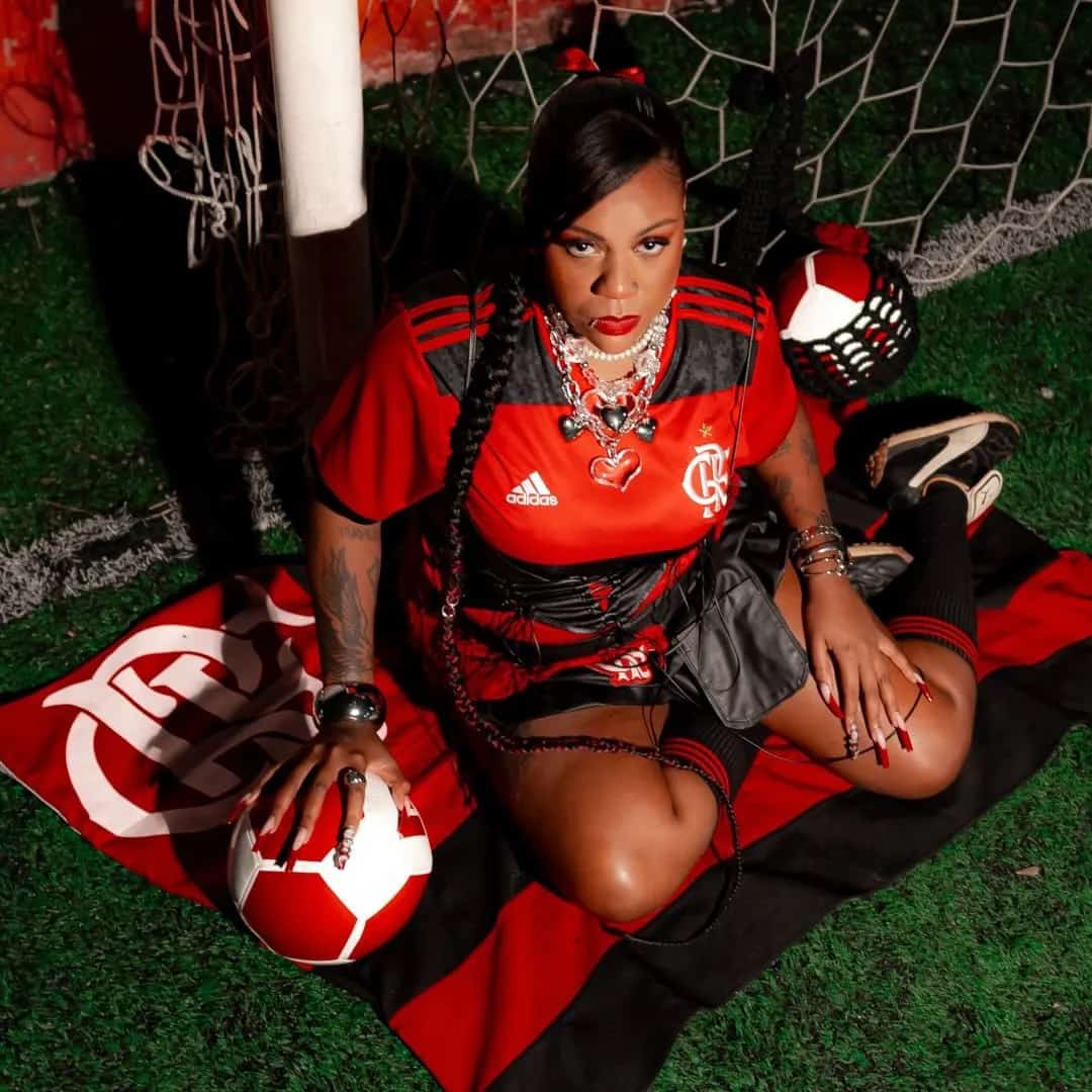 N.I.N.A se apresenta no festival Lollapalooza Brasil 2026 em São Paulo/SP no Autódromo de Interlagos no dia sábado, 21 de março de 2026, às 16:45.
O show faz parte da programação oficial do festival Lollapalooza Brasil 2026 em São Paulo, um dos maiores eventos de música do país.
A apresentação faz parte do lineup oficial do Lollapalooza Brasil 2026, festival que reúne artistas nacionais e internacionais em São Paulo.
O evento acontece no Autódromo de Interlagos, em São Paulo.
Endereço: Av. Sen. Teotônio Vilela, 261 - Jardim Malia I, São Paulo - SP, 04801-000, Brasil.
O festival Lollapalooza Brasil costuma reunir milhares de fãs de música em São Paulo, sendo um dos eventos mais aguardados do calendário cultural da cidade.
Ingressos disponíveis pelo ticketmaster. Confira no link oficial do evento: https://www.ticketmaster.com.br/event/lollapaloozabr.
Instagram do local: https://www.instagram.com/autodromointerlagos/. Instagram do artista: https://www.instagram.com/ninadoporte/.
O show de N.I.N.A promete atrair fãs na cidade de São Paulo.
O show de N.I.N.A é uma das atrações confirmadas da edição 2026 do Lollapalooza Brasil em São Paulo.
Perguntas frequentes sobre o... - N.I.N.A no Lollapalooza Brasil 2026 em São Paulo Autódromo de Interlagos sábado 21 de março às 16:45