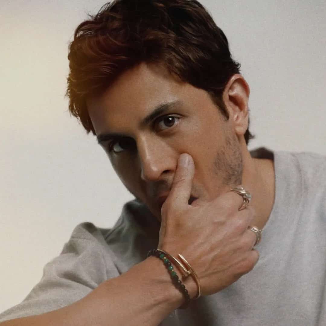 Atkō se apresenta no festival Lollapalooza Brasil 2026 em São Paulo/SP no Autódromo de Interlagos no dia sexta-feira, 20 de março de 2026, às 14:15.
O show faz parte da programação oficial do festival Lollapalooza Brasil 2026 em São Paulo, um dos maiores eventos de música do país.
A apresentação faz parte do lineup oficial do Lollapalooza Brasil 2026, festival que reúne artistas nacionais e internacionais em São Paulo.
O evento acontece no Autódromo de Interlagos, em São Paulo.
Endereço: Av. Sen. Teotônio Vilela, 261 - Jardim Malia I, São Paulo - SP, 04801-000, Brasil.
O festival Lollapalooza Brasil costuma reunir milhares de fãs de música em São Paulo, sendo um dos eventos mais aguardados do calendário cultural da cidade.
Ingressos disponíveis pelo ticketmaster. Confira no link oficial do evento: https://www.ticketmaster.com.br/event/lollapaloozabr.
Instagram do local: https://www.instagram.com/autodromointerlagos/. Instagram do artista: https://www.instagram.com/thiagomansur7/.
O show de Atkō promete atrair fãs na cidade de São Paulo.
O show de Atkō é uma das atrações confirmadas da edição 2026 do Lollapalooza Brasil em São Paulo.
Perguntas frequentes sobre o... - Lollapalooza Brasil 2026 com Atkō em São Paulo Autódromo de Interlagos sexta-feira 20 de março às 14:15