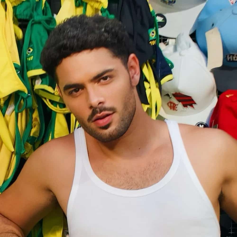 Pedro Sampaio faz show em Passo Fundo/RS no Gran Palazzo - Centro de Eventos no dia sexta-feira, 1 de maio de 2026, às 17:00.
O evento será do estilo Funk e promete reunir fãs para uma noite especial de música ao vivo.
O show acontece no Gran Palazzo - Centro de Eventos, um espaço conhecido por receber eventos na cidade de Passo Fundo.
Ingressos disponíveis pelo minhaentrada.com.br. Confira no link oficial do evento: https://minhaentrada.com.br/evento/pedro-sampaio-em-passo-fundo-28633.
Instagram do artista: https://www.instagram.com/pedrosampaio/.
O show de Pedro Sampaio promete atrair fãs na cidade de Passo Fundo.
Perguntas frequentes sobre o evento:
Pergunta: Quando acontece o show de Pedro Sampaio em Passo Fundo?
Resposta: O show acontece sexta-feira, 1 de maio de 2026 às 17:00.
Pergunta: Onde acontece o evento?
Resposta: O evento acontece no Gran Palazzo - Centro de Eventos em Passo Fundo.
Pergunta: Onde comprar ingressos?
Resposta: Os ingressos podem ser adquiridos no link oficial do evento: https://minhaentrada.com.br/evento/pedro-sampaio-em-passo-fundo-28633. - Pedro Sampaio em Passo Fundo no Gran Palazzo — sexta-feira, 1 de maio de 2026 às 17h