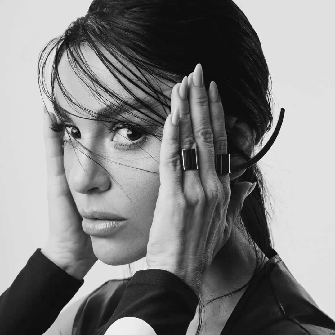 Camila Jun se apresenta no festival Lollapalooza Brasil 2026 em São Paulo/SP no Autódromo de Interlagos no dia sexta-feira, 20 de março de 2026, às 12:00.
O show faz parte da programação oficial do festival Lollapalooza Brasil 2026 em São Paulo, um dos maiores eventos de música do país.
A apresentação faz parte do lineup oficial do Lollapalooza Brasil 2026, festival que reúne artistas nacionais e internacionais em São Paulo.
O evento acontece no Autódromo de Interlagos, em São Paulo.
Endereço: Av. Sen. Teotônio Vilela, 261 - Jardim Malia I, São Paulo - SP, 04801-000, Brasil.
O festival Lollapalooza Brasil costuma reunir milhares de fãs de música em São Paulo, sendo um dos eventos mais aguardados do calendário cultural da cidade.
Ingressos disponíveis pelo ticketmaster. Confira no link oficial do evento: https://www.ticketmaster.com.br/event/lollapaloozabr.
Instagram do local: https://www.instagram.com/autodromointerlagos/. Instagram do artista: https://www.instagram.com/camilajun/.
O show de Camila Jun promete atrair fãs na cidade de São Paulo.
O show de Camila Jun é uma das atrações confirmadas da edição 2026 do Lollapalooza Brasil em São Paulo.
Perguntas frequentes... - Camila Jun no Lollapalooza Brasil 2026 em São Paulo Autódromo de Interlagos 20 de março às 12h