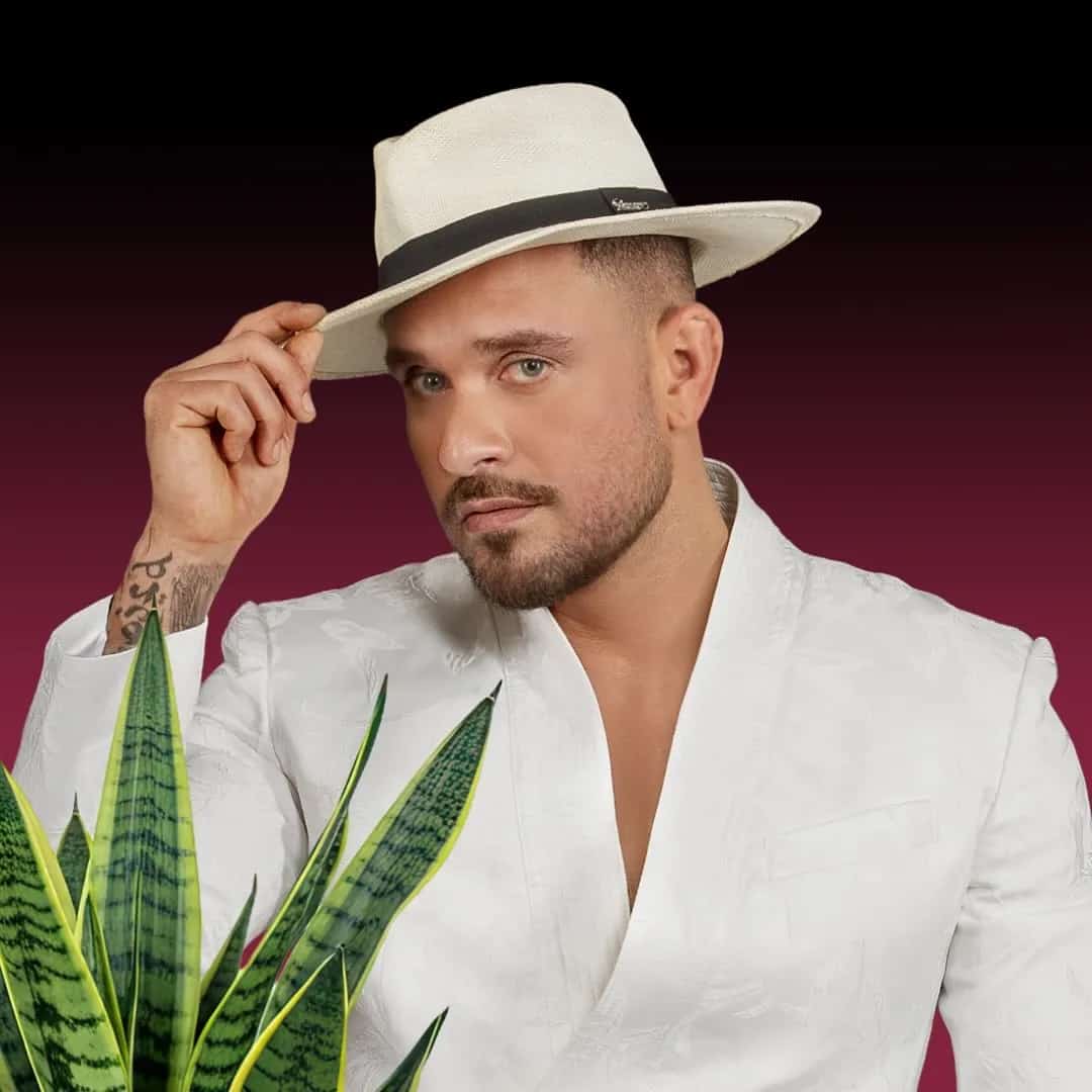 Diogo Nogueira faz show em Porto Alegre/RS no dia sábado, 21 de março de 2026, às 21:00.
O evento será do estilo Samba e promete reunir fãs para uma noite especial de música ao vivo.
Endereço: Rua Vieira de Castro, 22.
Consulte informações e ingressos nos canais oficiais do evento.
Instagram do artista: https://www.instagram.com/diogonogueira_oficial/.
O show de Diogo Nogueira promete atrair fãs na cidade de Porto Alegre.
Perguntas frequentes sobre o evento:
Pergunta: Quando acontece o show de Diogo Nogueira em Porto Alegre?
Resposta: O show acontece sábado, 21 de março de 2026 às 21:00. - Diogo Nogueira em Porto Alegre RS Rua Vieira de Castro 22 sábado 21 de março de 2026 às 21h