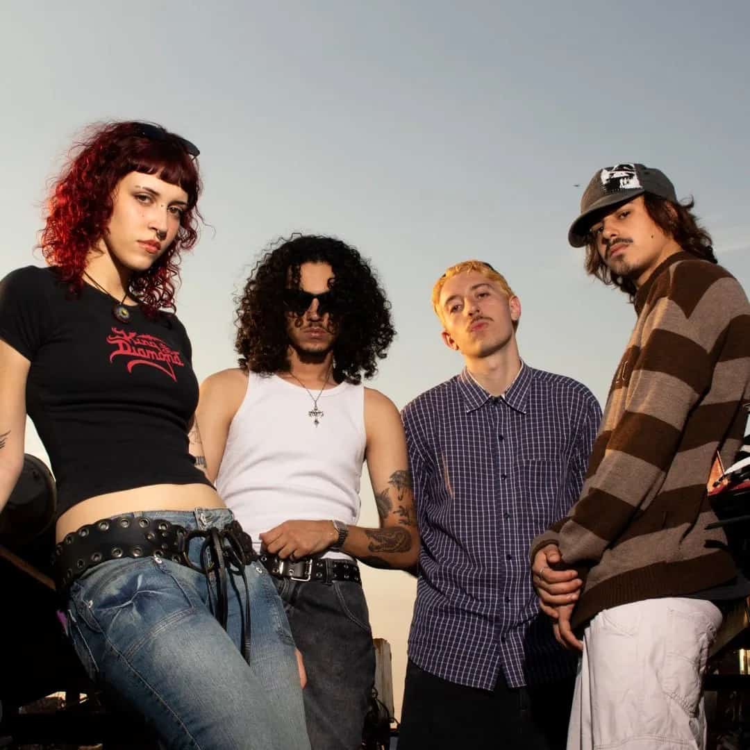 Jonabug se apresenta no festival Lollapalooza Brasil 2026 em São Paulo/SP no Autódromo de Interlagos no dia domingo, 22 de março de 2026, às 12:00.
O show faz parte da programação oficial do festival Lollapalooza Brasil 2026 em São Paulo, um dos maiores eventos de música do país.
A apresentação faz parte do lineup oficial do Lollapalooza Brasil 2026, festival que reúne artistas nacionais e internacionais em São Paulo.
O evento acontece no Autódromo de Interlagos, em São Paulo.
Endereço: Av. Sen. Teotônio Vilela, 261 - Jardim Malia I, São Paulo - SP, 04801-000, Brasil.
O festival Lollapalooza Brasil costuma reunir milhares de fãs de música em São Paulo, sendo um dos eventos mais aguardados do calendário cultural da cidade.
Ingressos disponíveis pelo ticketmaster. Confira no link oficial do evento: https://www.ticketmaster.com.br/event/lollapaloozabr.
Instagram do local: https://www.instagram.com/autodromointerlagos/. Instagram do artista: https://www.instagram.com/jonabug_/.
O show de Jonabug promete atrair fãs na cidade de São Paulo.
O show de Jonabug é uma das atrações confirmadas da edição 2026 do Lollapalooza Brasil em São Paulo.
Perguntas frequentes sobre o... - Jonabug no Lollapalooza Brasil 2026 em São Paulo Autódromo de Interlagos domingo 22 de março às 12:00