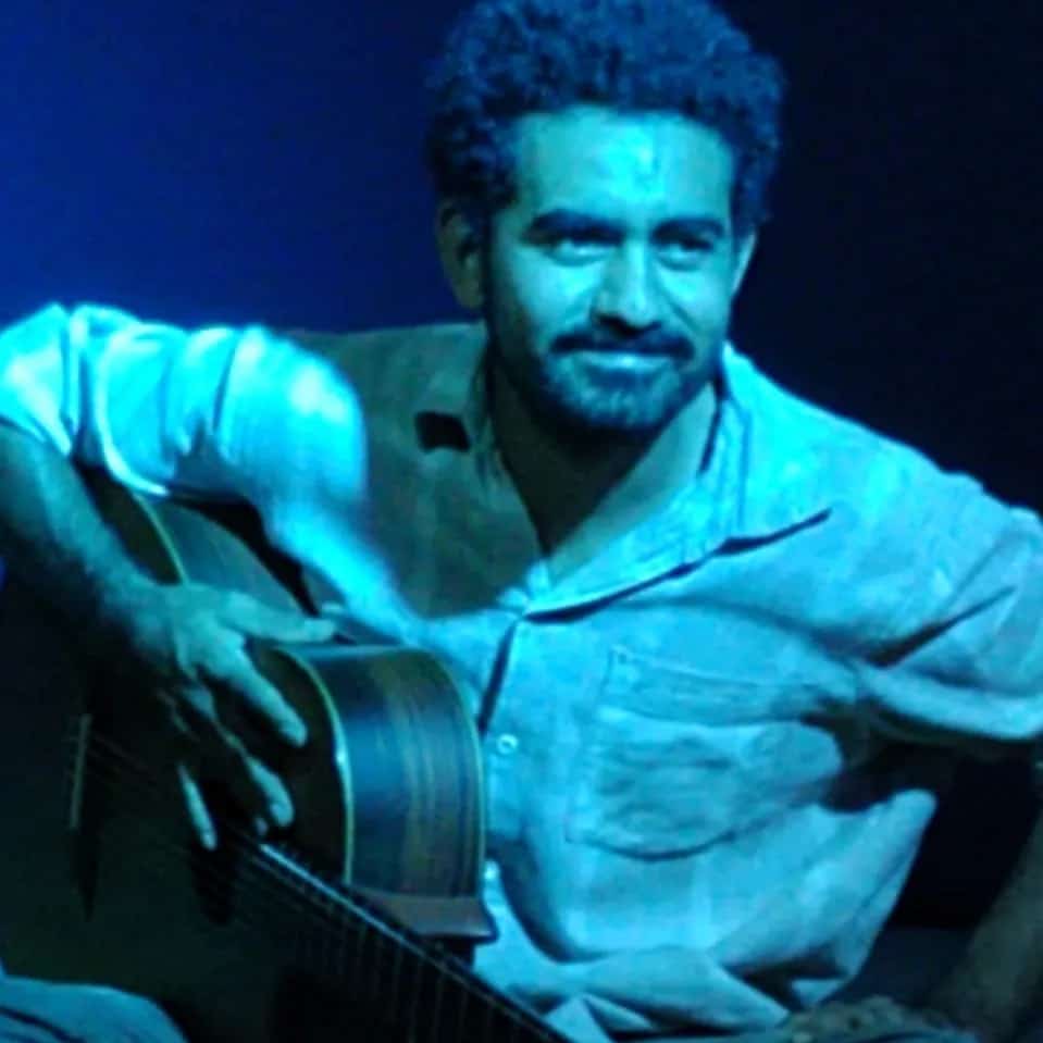 Heraclito faz show em Belo Horizonte/MG no Bar e Museu Clube da Esquina no dia quarta-feira, 18 de março de 2026, às 20:30.
O evento será do estilo MPB e promete reunir fãs para uma noite especial de música ao vivo.
O show acontece no Bar e Museu Clube da Esquina, um espaço conhecido por receber eventos na cidade de Belo Horizonte.
Endereço: R. Paraisópolis, 738 - Santa Tereza, Belo Horizonte - MG, 31010-330, Brasil.
Consulte informações e ingressos nos canais oficiais do evento.
Instagram do local: https://www.instagram.com/bardomuseuclubedaesquina/. Instagram do artista: https://www.instagram.com/sourioquepassa/.
O show de Heraclito promete atrair fãs na cidade de Belo Horizonte.
Perguntas frequentes sobre o evento:
Pergunta: Quando acontece o show de Heraclito em Belo Horizonte?
Resposta: O show acontece quarta-feira, 18 de março de 2026 às 20:30.
Pergunta: Onde acontece o evento?
Resposta: O evento acontece no Bar e Museu Clube da Esquina em Belo Horizonte. - Heraclito em Belo Horizonte Bar e Museu Clube da Esquina quarta-feira 18 de março de 2026 às 20h30