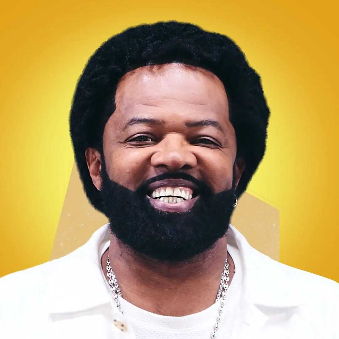 Xande de Pilares é cantor e compositor de pagode, ex-vocalista do grupo Revelação e conhecido por sucessos como 'Tá Escrito'. Iniciou carreira solo em 2014. Veja a agenda no Rolê Agora.