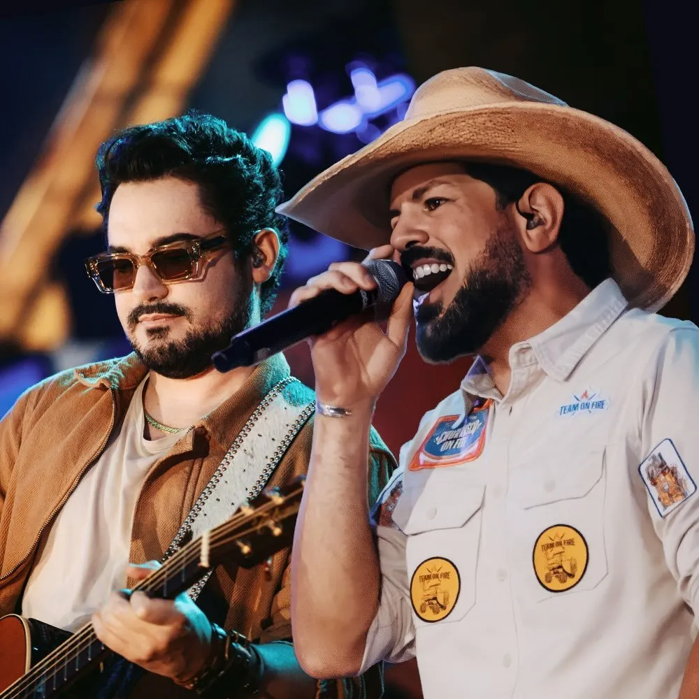 Fernando e Sorocaba é uma dupla sertaneja formada em 2007, conhecida por hits como 'Madri' e 'Bala de Prata'. Veja a agenda no Rolê Agora.