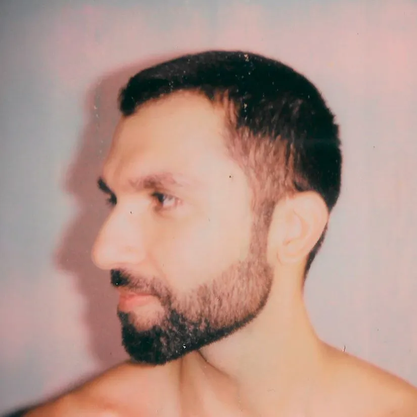 Lúcio Silva de Souza (Vitória, 3 de julho de 1988), mais conhecido pelo nome artístico de Silva, é um cantor, compositor e músico multi-instrumentista brasileiro.
