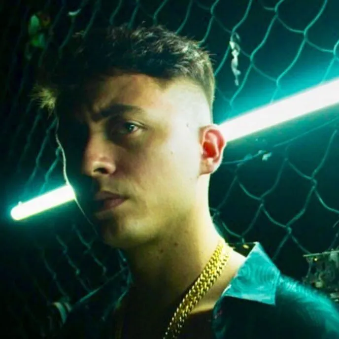 Ian Girão é um nome associado ao trap e aparece publicamente como produtor musical no Instagram. O artista tem 20595 seguidores na plataforma e, no momento, conta com 1 apresentação futura registrada em Belo Horizonte, no Clube Chalezinho. Ainda há poucas informações confirmadas sobre origem e histórico anterior de shows no site.