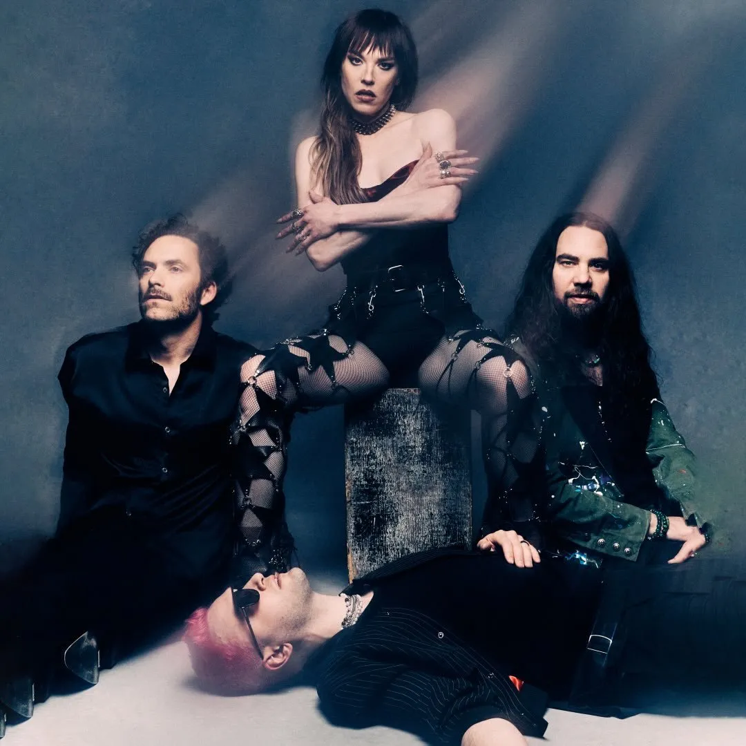 Halestorm é uma banda americana de rock formada em 1997, liderada por Lzzy Hale. Conhecida por hits como 'Love Bites' e 'I Miss the Misery'. Veja a agenda no Rolê Agora.
