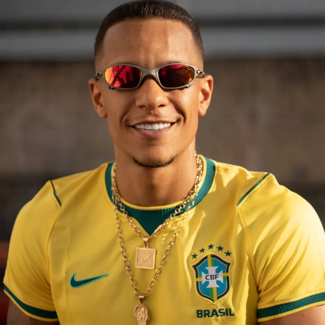 MC Paulin da Capital é cantor de funk paulista, conhecido por hits como 'Festa do PJ' e 'Versos de um Par'. Iniciou a carreira em 2018. Veja a agenda no Rolê Agora.
