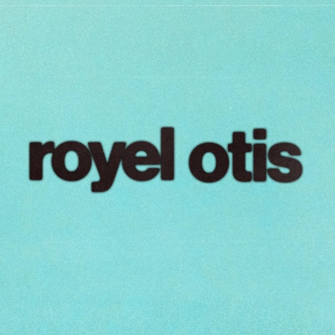 Royel Otis é uma dupla australiana de indie rock formada por Royel Maddell e Otis Pavlovic, conhecida pelo álbum 'Pratts & Pain' e pelo single 'Oysters In My Pocket'. Veja a agenda no Rolê Agora.
